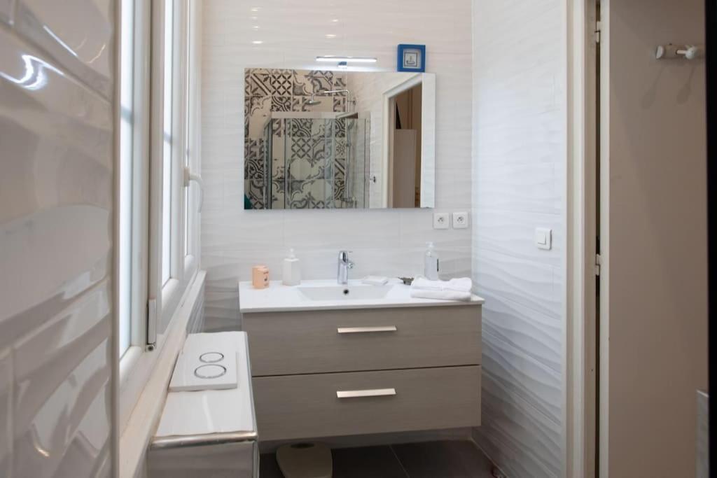 #22 Emma 2bdr Balcony Center Town 2mins Tramway Appartement *